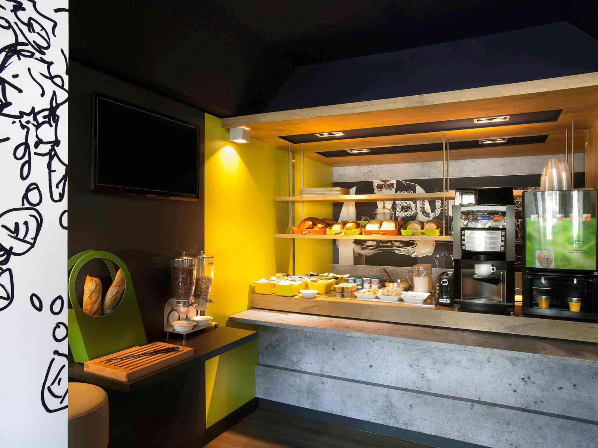 Ibis Budget Antibes Sophia Antipolis Vallauris Exterior foto